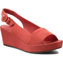 Sandały HÖGL - 5-103202 Red 8900. Klapki damskie HÖGL. W wyprzedaży za 349,00 zł.