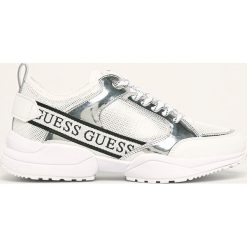 Guess Jeans - Buty. Żółte buty sportowe damskie Guess Jeans, z aplikacjami, z jeansu, sportowe. W wyprzedaży za 399,90 zł.