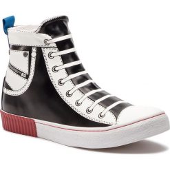 Sneakersy DIESEL - S-Diesel Maginee Mid Y01745 P1832 T8013 Black. Czarne sneakersy męskie Diesel, na co dzień, bez wzorów, ze skóry ekologicznej, klasyczne, bez zapięcia. W wyprzedaży za 339,00 zł.