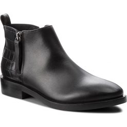 Botki GEOX - D Brogue F D842UF 0436Y C0013 Black. Czarne botki damskie na obcasie Geox, ze skóry ekologicznej. Za 629,00 zł.