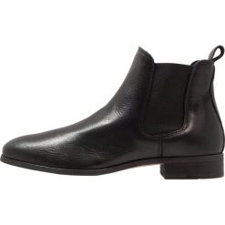 Shoe The Bear CHELSEA Botki black. Czarne botki męskie marki Shoe The Bear, z materiału. Za 669,00 zł.