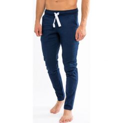 Męskie spodnie dresowe MF Blue. Niebieskie spodenki sportowe męskie marki Astratex, m, z tkaniny. Za 94,29 zł.