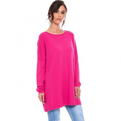 Sweter "Odile" w kolorze różowym. Czerwone swetry klasyczne damskie marki Cosy Winter, s, z okrągłym kołnierzem. W wyprzedaży za 181,95 zł.