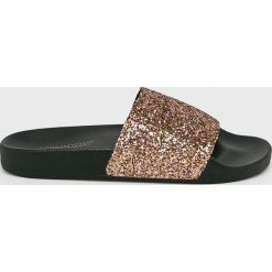 TheWhiteBrand - Klapki. Żółte klapki damskie TheWhiteBrand, bez wzorów, ze skóry, bez obcasa, na obcasie. Za 159,90 zł.