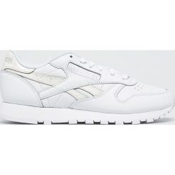 Reebok Classic - Buty Cl Lthr. Białe buty sportowe damskie marki Reebok Classic, bez wzorów, ze skóry, sportowe, reebok classic. W wyprzedaży za 299,90 zł.