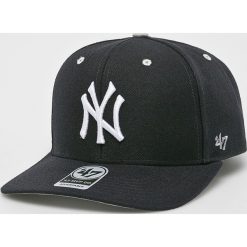 47brand - Czapka New York Yankees. Niebieskie czapki męskie marki 47brand. W wyprzedaży za 79,90 zł.