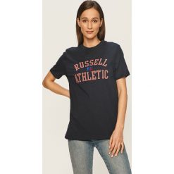 Russell Athletic - T-shirt. Niebieskie bluzki damskie Russell Athletic, s, z aplikacjami, z bawełny, casualowe, z okrągłym kołnierzem. W wyprzedaży za 119,90 zł.