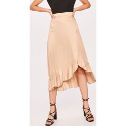 Answear Lab - Spódnica. Brązowe spódniczki damskie Answear Lab, na co dzień, s, bez wzorów, z poliesteru, casualowe, midi, asymetryczne. Za 119,90 zł.