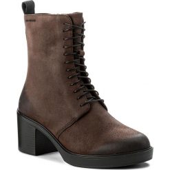 Botki VAGABOND - Tilda 4216-441-36 Espresso. Brązowe buty zimowe damskie Vagabond, z materiału, na obcasie. W wyprzedaży za 339,00 zł.