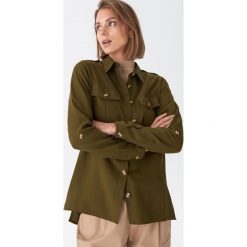 Koszula z pagonami - Khaki. Brązowe koszule damskie House, s, bez wzorów, bez kołnierzyka, bez rękawów. W wyprzedaży za 49,99 zł.
