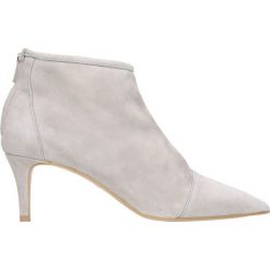 Botki RUMI. Szare botki damskie Gino Rossi, ze skóry, eleganckie, bez obcasa, na szpilce, bez zapięcia. Za 199,90 zł.