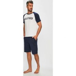 Tommy Hilfiger - Piżama. Niebieskie piżamy męskie TOMMY HILFIGER, s, z nadrukiem, z bawełny, bez rękawów. W wyprzedaży za 249,90 zł.