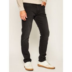 Jeansy Slim Fit Wrangler Larston W18SU3840. Czarne jeansy męskie Wrangler, m, bez wzorów. W wyprzedaży za 259,00 zł.