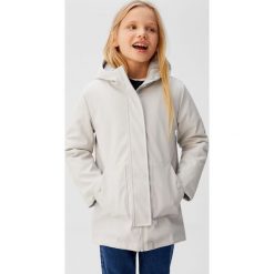 Mango Kids - Kurtka dziecięca Snow 110-164 cm. Różowe kurtki dziewczęce Mango Kids, bez wzorów, z poliesteru, krótkie, z kapturem. Za 159,90 zł.