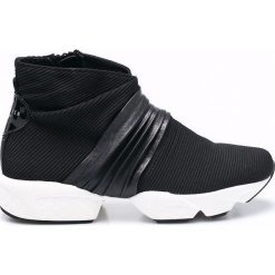 Buty zimowe damskie: Sixtyseven – Botki
