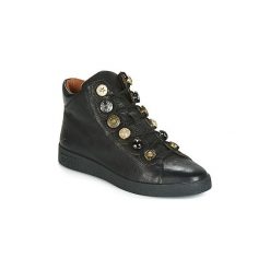 Buty Mam'Zelle BADIA. Czarne trampki i tenisówki damskie Mam'Zelle, bez wzorów, bez zapięcia. Za 609,00 zł.