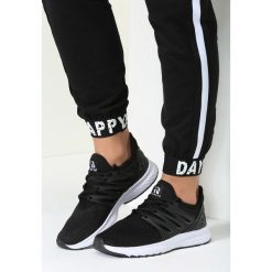 Czarne Buty Sportowe Have A Secret. Brązowe buty sportowe damskie marki vices. Za 89,99 zł.