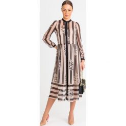 SUKIENKA Twinset. Czarne sukienki damskie Twinset, z okrągłym kołnierzem, długie, maxi. Za 1289,00 zł.