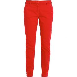 Chinosy damskie: comma casual identity Chinosy cherry
