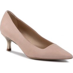 Szpilki FURLA - Code 1049507 S YC43 C10 Dalia f. Brązowe półbuty damskie Furla, bez wzorów, z zamszu, eleganckie, bez obcasa, na obcasie, bez zapięcia. W wyprzedaży za 519,00 zł.