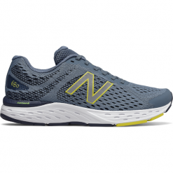 New Balance M680CC6. Buty sportowe męskie New Balance, z gumy, bez zapięcia, tenisowe. W wyprzedaży za 249,99 zł.