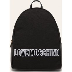 Love Moschino - Plecak. Czarne plecaki damskie Love Moschino, z aplikacjami, ze skóry. W wyprzedaży za 499,90 zł.
