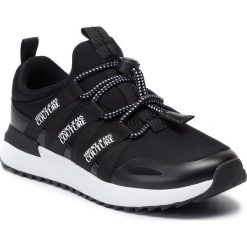 Sneakersy VERSACE JEANS COUTURE - E0VUBSG6 71212 899. Czarne półbuty damskie Versace Jeans Couture, z jeansu. Za 549,00 zł.