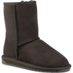 Buty EMU AUSTRALIA - Stinger Lo W10002 Dark Olive. Zielone kozaki damskie EMU Australia, ze skóry, bez obcasa, bez zapięcia. W wyprzedaży za 389,00 zł.
