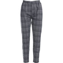 Czarno-Białe Spodnie Pollards. Czarne spodnie damskie Multu, xl, z tkaniny. Za 39,99 zł.