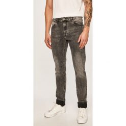 Desigual - Jeansy Denim Alejo. Szare jeansy męskie Desigual, bez wzorów. W wyprzedaży za 299,90 zł.