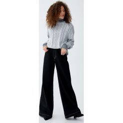 Sweter z warkoczami. Swetry damskie Pull&Bear, bez wzorów, bez rękawów, bez kaptura. Za 79,90 zł.