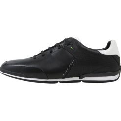 BOSS ATHLEISURE SATURN LUX Sneakersy niskie black. Czarne sneakersy męskie marki BOSS Athleisure, bez wzorów, ze skóry, bez zapięcia. Za 719,00 zł.