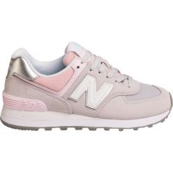 New Balance WL574 tenisówki WL574 SOT (rozmiar 41). Trampki i tenisówki damskie New Balance, bez wzorów, z zamszu, bez zapięcia. W wyprzedaży za 263,00 zł.