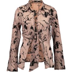 Bluzki damskie: Missguided PLISSE FLORAL PRINT KNOT FRONT Bluzka mocha