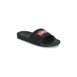 Klapki Levis JUNE BATWING. Czarne kapcie męskie Levi's®, bez wzorów. Za 109,00 zł.