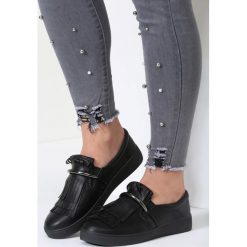 Czarne Slip On Vanishing. Czarne trampki damskie slip on marki vices. Za 59,99 zł.