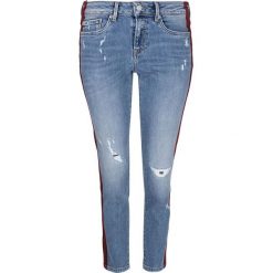 Jeansy Pepe Jeans. Jeansy damskie Pepe Jeans, z obniżonym stanem. Za 119,00 zł.