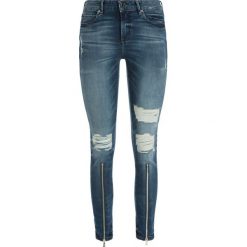 Jeansy Slim Fit Guess 1981 Front Zip W93A54 D3IP1. Niebieskie jeansy damskie Guess. W wyprzedaży za 289,00 zł.