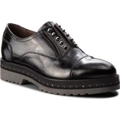 Oxfordy NERO GIARDINI - A806561D Prince Nero 100. Czarne półbuty damskie marki Nero Giardini, bez obcasa, na obcasie, bez zapięcia. W wyprzedaży za 429,00 zł.