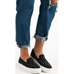 Czarne wsuwane trampki NICOLE. Czarne tenisówki damskie J. STAR. Za 32,90 zł.