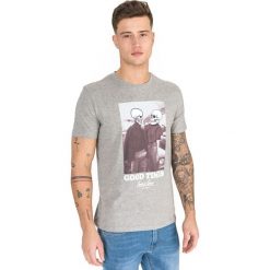 Jack & Jones Skurl Koszulka Szary. Szare podkoszulki męskie xxl, z haftami, z bawełny. Za 64,95 zł.