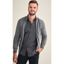 Sweter w kolorze szarym. Szare swetry męskie TATUUM, m, bez wzorów, ze stójką, bez kaptura. W wyprzedaży za 159,95 zł.