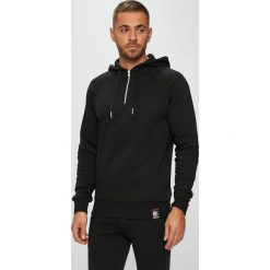 Reebok Classic - Bluza. Czarne bluzy męskie Reebok Classic, xl, z nadrukiem, z bawełny, z kapturem, z krótkim rękawem, krótkie, z kapturem. W wyprzedaży za 159,90 zł.