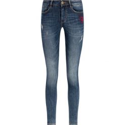 Jeansy Skinny Fit Desigual Tibetan 19WWDD35. Niebieskie jeansy damskie Desigual, bez wzorów, z elastanu. W wyprzedaży za 289,00 zł.