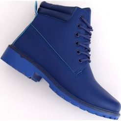 Timberki damskie granatowe W-3033 Blue. Niebieskie botki damskie ButyModne, ze skóry ekologicznej, bez obcasa, na sznurówki. W wyprzedaży za 89,00 zł.