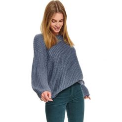 Sweter długi rękaw damski akrylowy luźny. Szare swetry damskie Top Secret, na zimę, bez wzorów, ze splotem, z długim rękawem, długie, bez kaptura. W wyprzedaży za 39,99 zł.