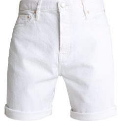 Samsøe & Samsøe KURT Szorty jeansowe white denim. Białe spodenki i szorty męskie marki Samsøe & Samsøe, m, bez wzorów, z elastanu. Za 419,00 zł.