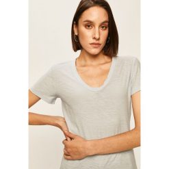 Answear - T-shirt. Niebieskie bluzki damskie ANSWEAR, s, bez wzorów, z bawełny, z okrągłym kołnierzem. Za 49,90 zł.