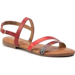 Sandały TAMARIS - 1-28157-32 Red Comb 597. Czerwone klapki damskie Tamaris, bez wzorów, ze skóry, bez obcasa, na obcasie. W wyprzedaży za 159,00 zł.