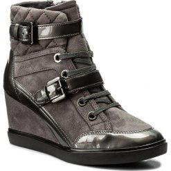 Sneakersy GEOX - D Eleni C D6467C 021HI C9002 Dk Grey. Szare półbuty damskie Geox, z zamszu. W wyprzedaży za 309,00 zł.